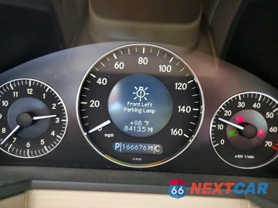 Zdjęcie 9 z 12 samochodu: 2004 MERCEDES-BENZ E 320 VIN:WDBUF65J24A575560 - miniatura