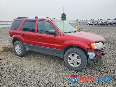 Czwarte zdjęcie samochodu z boku: 2004 FORD ESCAPE XLT VIN:1FMCU93104KB53154 - miniatura