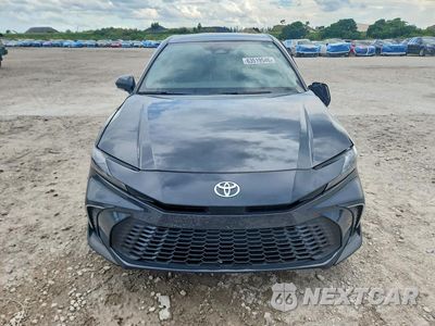 Piąte zdjęcie samochodu w środku: 2025 TOYOTA CAMRY SE VIN:4T1DAACK1SU606447 - miniatura