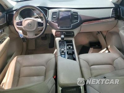 Zdjęcie 8 z 13 samochodu: 2016 VOLVO XC90 T6 VIN:YV4A22PK4G1035045 - miniatura