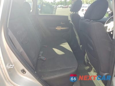 Zdjęcie 10 z 12 samochodu: 2012 KIA SOUL + VIN:KNDJT2A62C7396390 - miniatura