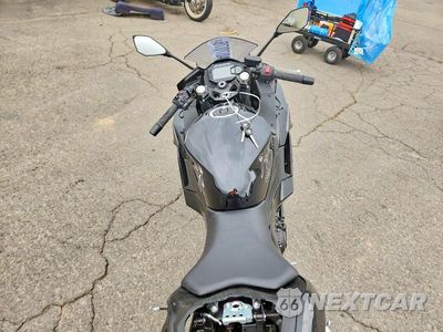 Zdjęcie 6 z 9 samochodu: 2024 KAWASAKI EX500 H VIN:ML5EXGH16RDA11319 - miniatura