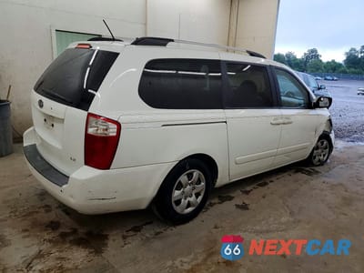 Trzecie zdjęcie samochodu z tyłu: 2009 KIA SEDONA LX VIN:KNDMB233296320069 - miniatura