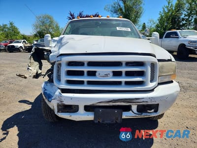 Piąte zdjęcie samochodu w środku: 2002 FORD F350 SUPER DUTY VIN:1FDWW37F82ED28482 - miniatura