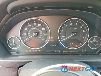 Zdjęcie 9 z 12 samochodu: 2016 BMW 320 XI VIN:WBA8A3C50GK690479 - miniatura
