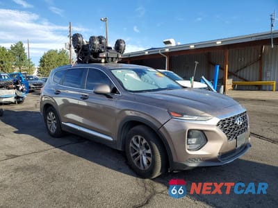 Czwarte zdjęcie samochodu z boku: 2019 HYUNDAI SANTA FE SE VIN:5NMS2CADXKH090279 - miniatura
