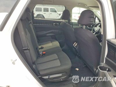Zdjęcie 11 z 13 samochodu: 2023 KIA SORENTO LX VIN:5XYRGDLC4PG177185 - miniatura
