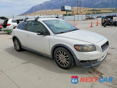 Czwarte zdjęcie samochodu z boku: 2009 VOLVO C30 T5 VIN:YV1MK672692145478 - miniatura
