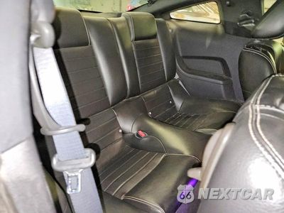 Zdjęcie 10 z 12 samochodu: 2010 FORD MUSTANG VIN:1ZVBP8ANXA5152687 - miniatura