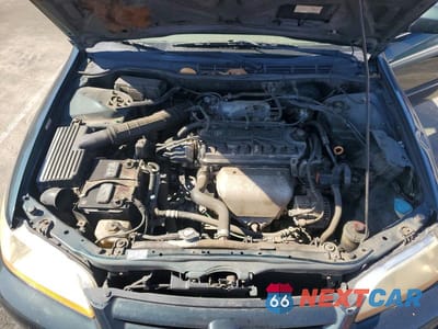 Zdjęcie 11 z 13 samochodu: 2001 HONDA ACCORD LX VIN:JHMCG66551C014019 - miniatura