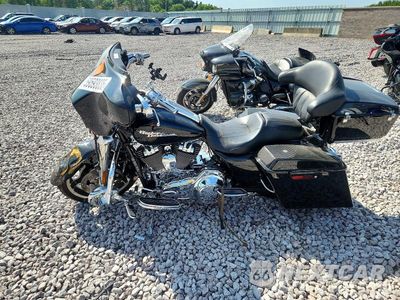 Trzecie zdjęcie samochodu z tyłu: 2010 HARLEY-DAVIDSON FLHX VIN:1HD1KB415AB636527 - miniatura