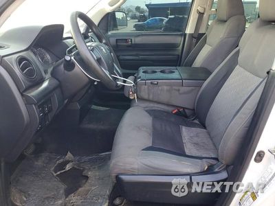 Zdjęcie 7 z 12 samochodu: 2016 TOYOTA TUNDRA SR VIN:5TFRM5F17GX109100 - miniatura