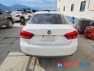 Zdjęcie 6 z 12 samochodu: 2012 VOLKSWAGEN PASSAT S VIN:1VWAH7A39CC098525 - miniatura