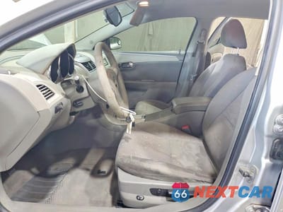 Zdjęcie 7 z 12 samochodu: 2010 CHEVROLET MALIBU LS VIN:1G1ZB5EB3AF260862 - miniatura