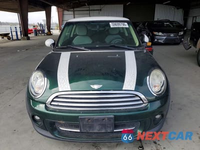 Piąte zdjęcie samochodu w środku: 2012 MINI COOPER VIN:WMWSU3C53CT366945 - miniatura