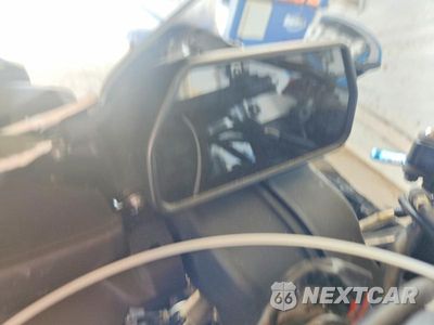 Zdjęcie 7 z 9 samochodu: 2016 YAMAHA YZFR1S VIN:JYARN42E9GA000619 - miniatura