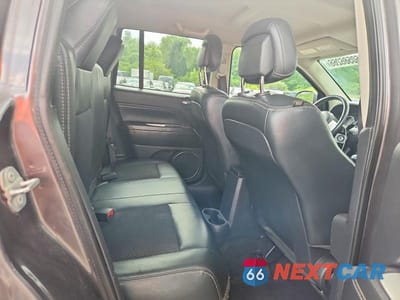 Zdjęcie 11 z 13 samochodu: 2017 JEEP COMPASS LATITUDE VIN:1C4NJDEB5HD210277 - miniatura