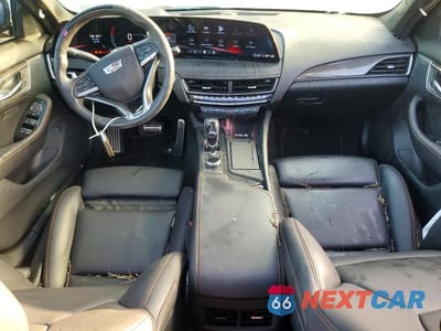 Zdjęcie 8 z 12 samochodu: 2025 CADILLAC CT5-V VIN:1G6DR5RW7S0107600 - miniatura