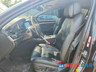 Zdjęcie 7 z 12 samochodu: 2011 BMW 550 XI VIN:WBAFU9C54BC785857 - miniatura