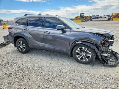 Czwarte zdjęcie samochodu z boku: 2021 TOYOTA HIGHLANDER HYBRID XLE VIN:5TDGBRCH0MS065982 - miniatura