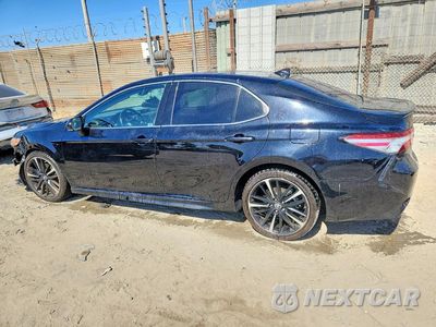 Drugie zdjęcie samochodu z przodu: 2019 TOYOTA CAMRY XSE VIN:4T1B61HK4KU755050 - miniatura