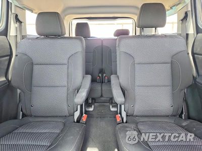 Zdjęcie 10 z 13 samochodu: 2021 GMC ACADIA SLE VIN:1GKKNKLS7MZ136084 - miniatura