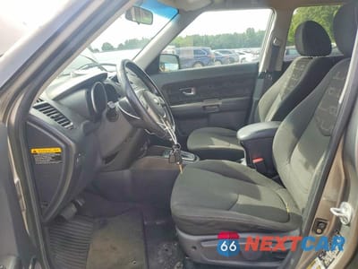 Zdjęcie 7 z 12 samochodu: 2013 KIA SOUL + VIN:KNDJT2A6XD7561703 - miniatura