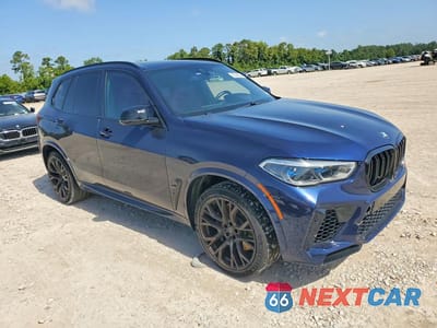 Czwarte zdjęcie samochodu z boku: 2021 BMW X5 M VIN:5YMJU0C04M9F62337 - miniatura