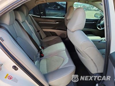 Zdjęcie 10 z 12 samochodu: 2018 TOYOTA CAMRY SE VIN:4T1B11HK9JU111766 - miniatura