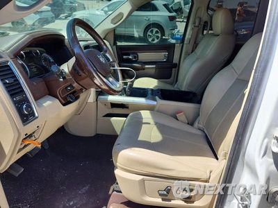 Zdjęcie 7 z 13 samochodu: 2018 RAM 1500 LARAMIE VIN:1C6RR6JTXJS223295 - miniatura