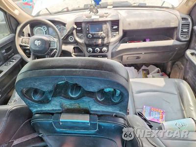 Zdjęcie 8 z 13 samochodu: 2020 RAM 3500 TRADESMAN VIN:3C63RRGL7LG158740 - miniatura