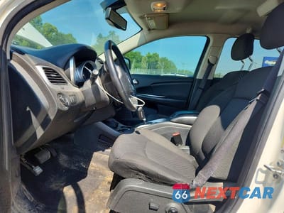 Zdjęcie 7 z 13 samochodu: 2017 DODGE JOURNEY SXT VIN:3C4PDCBB5HT539229 - miniatura