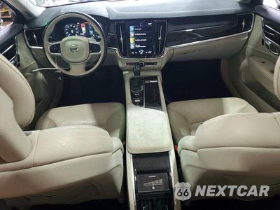 Zdjęcie 8 z 12 samochodu: 2018 VOLVO S90 T6 MOMENTUM VIN:LVY992MK0JP032324 - miniatura