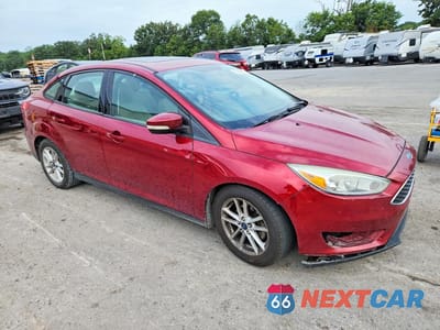 Czwarte zdjęcie samochodu z boku: 2015 FORD FOCUS SE VIN:1FADP3F24FL374809 - miniatura