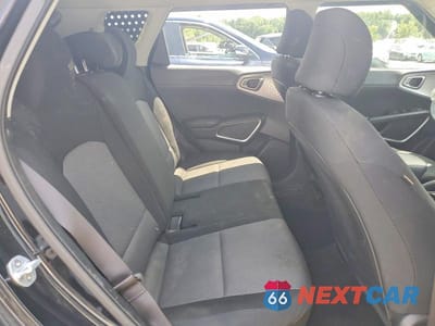 Zdjęcie 11 z 13 samochodu: 2020 KIA SOUL LX VIN:KNDJ23AU0L7008550 - miniatura
