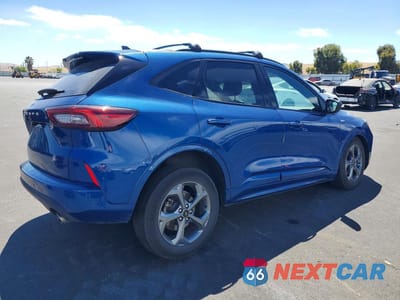 Trzecie zdjęcie samochodu z tyłu: 2023 FORD ESCAPE ST LINE VIN:1FMCU0MN4PUA67464 - miniatura
