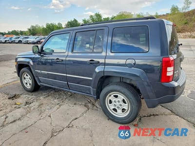 Drugie zdjęcie samochodu z przodu: 2015 JEEP PATRIOT SPORT VIN:1C4NJRBB2FD292256 - miniatura