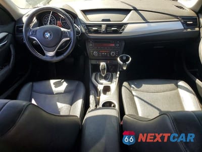 Zdjęcie 8 z 12 samochodu: 2014 BMW X1 XDRIVE28I VIN:WBAVL1C55EVY16400 - miniatura