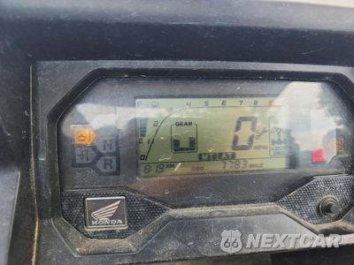 Zdjęcie 8 z 10 samochodu: 2021 HONDA SXS1000 UTILITY VEHICLE VIN:1HFVE0576M4202052 - miniatura