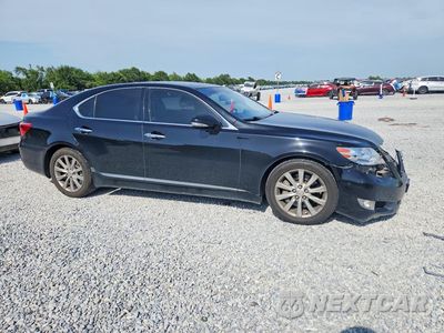 Czwarte zdjęcie samochodu z boku: 2011 LEXUS LS 460 VIN:JTHCL5EF2B5010368 - miniatura