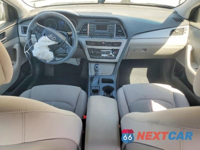 Zdjęcie 8 z 13 samochodu: 2015 HYUNDAI SONATA SE VIN:5NPE24AF5FH004664 - miniatura