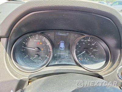 Zdjęcie 9 z 14 samochodu: 2017 NISSAN ROGUE SPORT SV VIN:JN1BJ1CR0HW140177 - miniatura