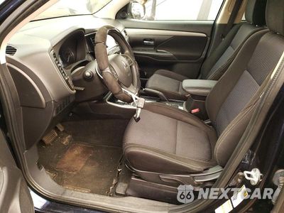 Zdjęcie 7 z 14 samochodu: 2018 MITSUBISHI OUTLANDER ES VIN:JA4AD2A35JJ000949 - miniatura