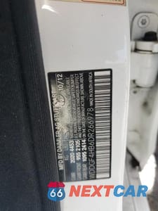 Zdjęcie 12 z 12 samochodu: 2013 MERCEDES-BENZ C 250 VIN:WDDGF4HB6DR266978 - miniatura
