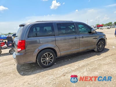 Trzecie zdjęcie samochodu z tyłu: 2019 DODGE GRAND CARAVAN GT VIN:2C4RDGEG1KR512580 - miniatura
