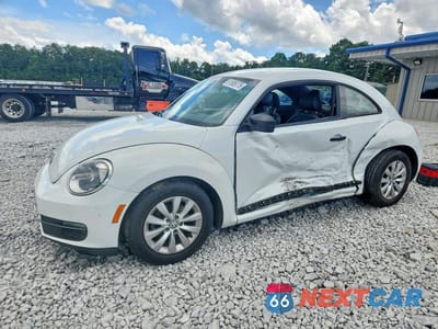 2015 VOLKSWAGEN BEETLE 1.8T 3VWF17AT8FM648410 - główne zdjęcie licytacji z USA - miniatura