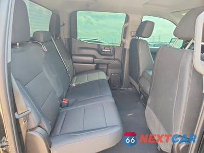 Zdjęcie 10 z 13 samochodu: 2025 GMC SIERRA K1500 VIN:1GTPUAEK7SZ245752 - miniatura