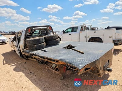 Drugie zdjęcie samochodu z przodu: 2021 FORD F350 SUPER DUTY VIN:1FDRF3HTXMDA01219 - miniatura