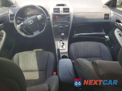 Zdjęcie 8 z 12 samochodu: 2013 TOYOTA COROLLA S VIN:5YFBU4EE6DP106117 - miniatura