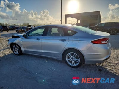 Drugie zdjęcie samochodu z przodu: 2018 FORD FUSION SE HYBRID VIN:3FA6P0LU1JR200896 - miniatura